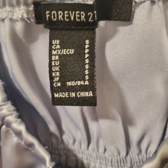 Forever 21 Crop Top - Picture 3 of 3
